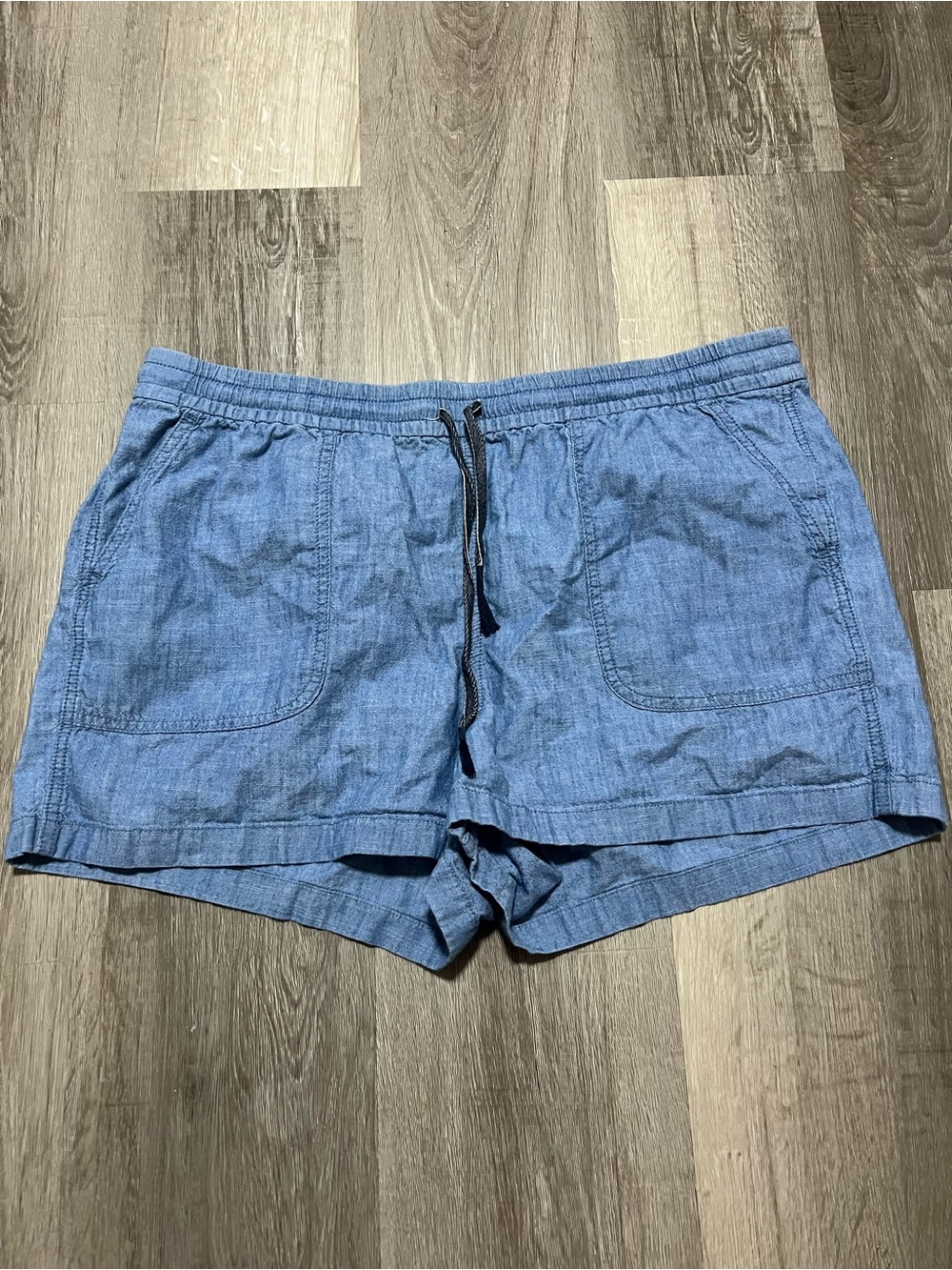 J.Crew Women's Blue Chambray Pull On Shorts L 100% Cotton Elastic Waist
